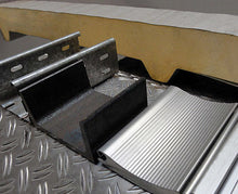 Cargar imagen en el visor de la galería, CS Unitec: Sierra para metal de corte en seco de 12-5/8 "
